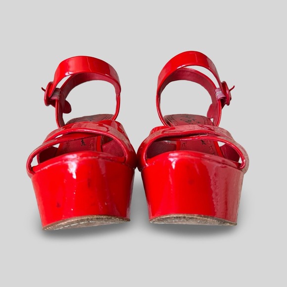 Alice + Olivia Juliet Patent Leather Platform Wedges - Picture 8 of 9